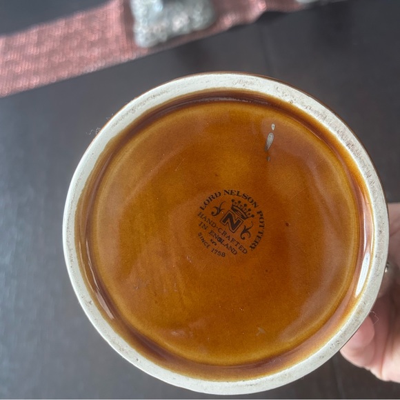 Lord & Taylor Pottery Vintage Ceramic 24oz Beer Stein with Silver Handle - Picture 8 of 8